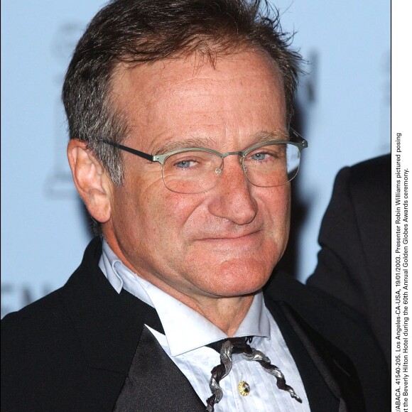 Le présentateur Robin Williams pose dans la salle de presse de l'hôtel Beverly Hilton lors de la 60e cérémonie annuelle des Golden Globes, le 19 janvier 2003. L.Hahn-N.Khayat/ABACA.