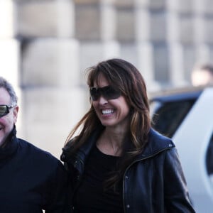 Robin Williams et sa femme Susan Schneider (qui se sont mariés une semaine plus tôt) sont arrivés à Paris à l'aéroport de Roissy, et se sont promenés dans les rues de la capitale. Bestimage