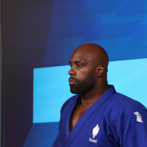 Vendredi 2 août, le judoka a obtenu sa 4e médaille d'or olympique, la troisième dans la même catégorie.
Teddy Riner lors de la demi-finale du judo masculin +100 kg le 7e jour des Jeux Olympiques de Paris 2024 dans la salle de l'Arena Champ-de-Mars à Paris, le 2 août 2024. Mickael Chavet/ZUMA Press Wire).