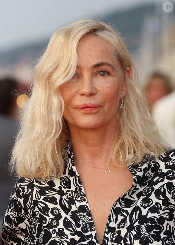 Emmanuelle Béart sur le tapis rouge du prix du court métrage lors du 37ème festival du film de Cabourg (37ème journées romantiques du 14 au 18 juin 2023), à Cabourg, France, le 16 juin 2023. © Coadic Guirec/Bestimage 