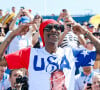 Dans des tenues aux couleurs de son pays, le rappeur a fait le show...Snoop Dogg assiste au match de la phase préliminaire féminine de la poule C entre l'équipe des États-Unis et l'équipe de France lors de la cinquième journée des Jeux Olympiques Paris 2024, le 31 juillet 2024 à Paris, France. Photo par BEAUTIFUL SPORTS/Tom Bloch/Imago/ABACAPRESS.COM