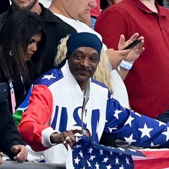 Noah Lyles, de l'équipe des États-Unis, célèbre sa médaille d'or après avoir participé à la finale du 100 m masculin lors de la neuvième journée des Jeux olympiques de Paris 2024 au Stade de France, le 4 août 2024 à Paris, en France, Noah Lyles de l'équipe des États-Unis célèbre la victoire de la médaille d'or après avoir participé à la finale du 100m masculin le neuvième jour des Jeux Olympiques Paris 2024 au Stade de France le 4 août 2024 à Paris, France. Photo par Franck Castel/ABACAPRESS.COM