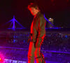 Tom Cruise lors du passage du drapeau olympique entre Paris et los Angeles - Cérémonie de Clôture des Jeux Olympiques de Paris (JO 2024) au Stade de France le 11 août 2024. © Capture France TV via Bestimage