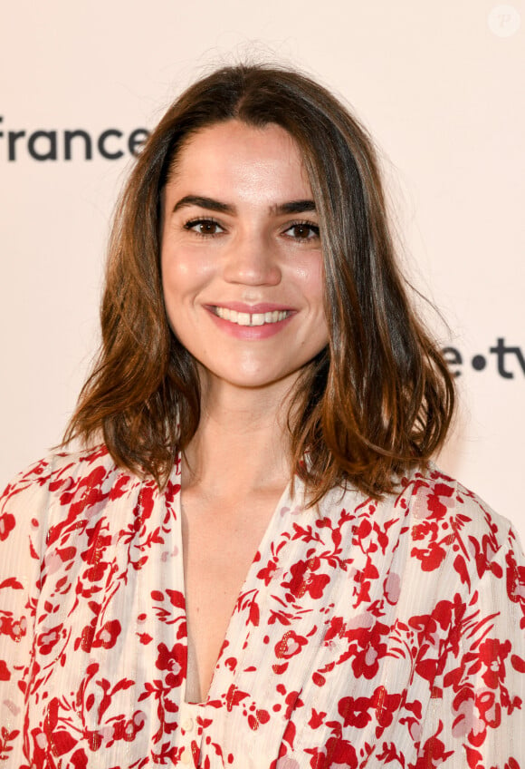 Cécile Grès, changement en vue !
 
Cécile Gres au photocall de la conférence de presse de France 2 au théâtre Marigny à Paris. © Coadic Guirec / Bestimage