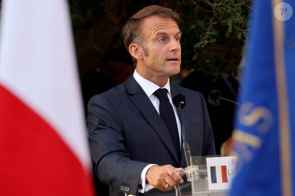 Emmanuel Macron à Bormes-les-Mimosas pour les 80 ans de la libération de la ville, le 17 août 2024 © Alain Robert / Pool / Bestimage 