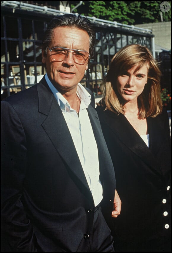 Alain Delon et sa filleule Gérldine Danon en 1989.