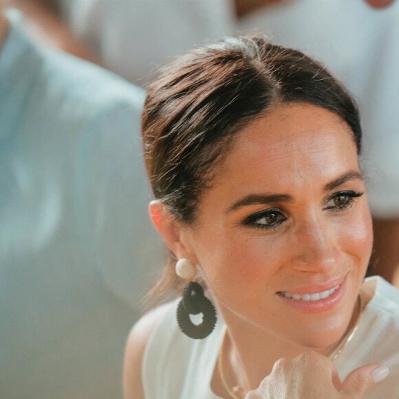 Meghan Markle aurait même donné des ordres au prince Harry.
Meghan Markle en Colombie.