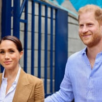 Meghan Markle prend le dessus sur Harry en Colombie et lui donne même des ordres ! Des expertes partagent leur analyse