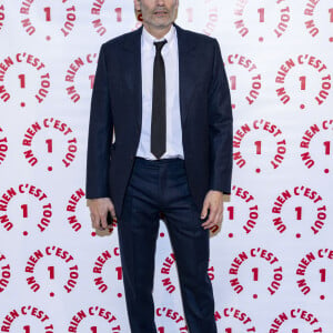 Anthony Delon au photocall des invités au dîner de gala de l'association "Un rien c'est tout" au musée de l'armée aux Invalides à Paris le 7 mars 2024