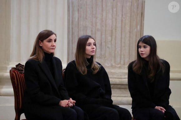 La princesse Clotilde Courau et ses filles les princesses Vittoria et Luisa - Veillée funèbre du prince Victor-Emmanuel de Savoie, en l'Eglise de Sant'Uberto à Turin, en présence de sa veuve Marina Ricolfi-Doria, de son fils, le prince E-P. de Savoie avec sa femme la princesse Clotilde Courau et leurs filles les princesses Vittoria et Luisa, le 9 février 2024. Le fils du dernier roi d'Italie s'est éteint le 3 février 2024 à l'âge de 86 ans. © Dominique Jacovides/Bestimage 