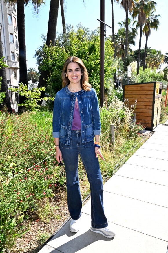 Sonia Mabrouk durant la 27ème édition du Festival du Livre de Nice, installé sur le jardin Albert 1er, du 3 au 5 juin 2023. © Bruno Bebert / Bestimage  