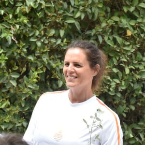 L’ancienne nageuse, Laure Manaudou est la première relayeuse française de la flamme olympique peu de temps après la cérémonie d'allumage sur le site antique d'Olympie, Grèce, le 16 avril 2024. © Intime/Panoramic/Bestimage