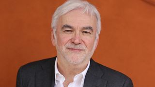 "Arrêtez avec ça !" : accusé d'être "naïf", Pascal Praud s'emporte contre son chroniqueur sur CNews (VIDEO)