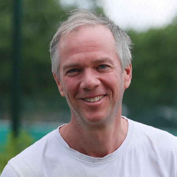 Il quitte ainsi TF1 où il était le joker de Gilles Bouleau depuis plus de dix ans. 
Tournoi de Padel des personnalités au Lagardere Paris Racing en présence de Julien Arnaud à Paris le 17 mai 2024. © Jonathan Rebboah / Panoramic / Bestimage