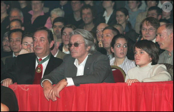 Alain Delon et son fils Alain-Fabien au cirque de Massy (archive)