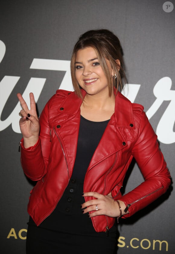 Agée de 27 ans, la jeune chanteuse mène aujourd'hui une vraie vie d'adulte.
Caroline Costa - 4ème cérémonie des Melty Future Awards au Grand Rex à Paris, le 6 février 2017. © Denis Guignebourg/Bestimage