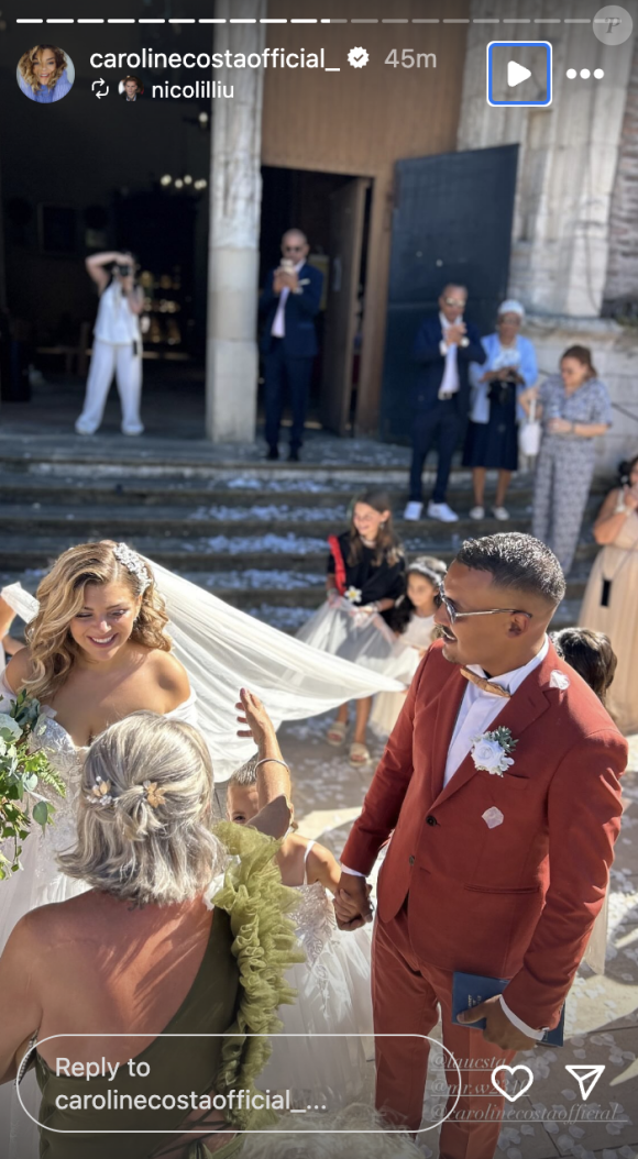 Leur mariage civil a eu lieu mardi 27 août à Castelsarrasin, en Occitanie.
Caroline Costa (The Voice) s'est mariée - Instagram