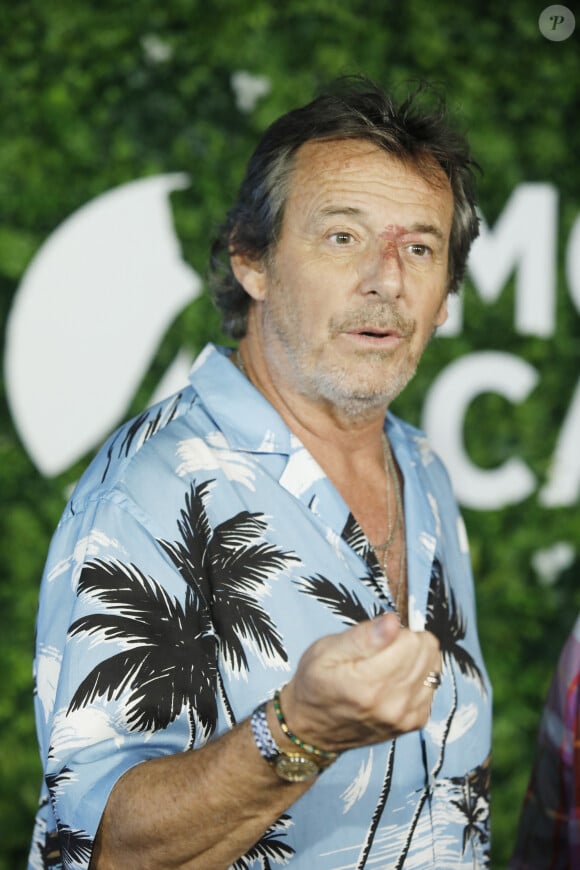 Jean-Luc Reichmann au photocall de la série "Leo Mattei, Brigade des mineurs" lors du 62ème Festival de Télévision de Monte-Carlo, à Monaco. © Denis Guignebourg/BestImage