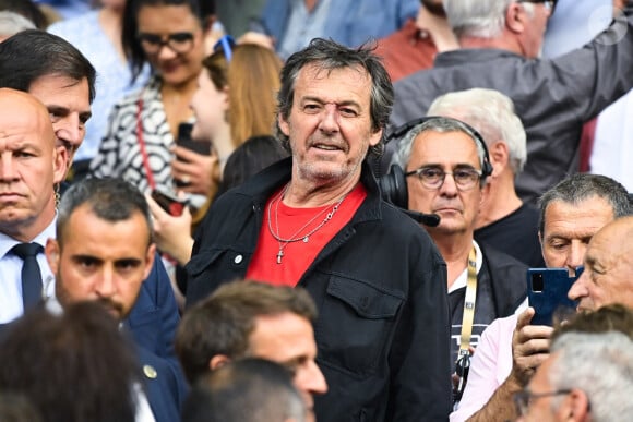 Jean Luc Reichmann en tribune lors de la finale de rugby Top 14 opposant le Stade Toulousain Rugby (Toulouse) au Stade Rochelais (La Rochelle) au Stade de France à Saint-Denis, Seine Saint-Denis. © Federico Pestellini/Panoramic/Bestimage