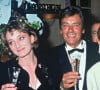 Elle était pour rappel très proche du Guépard
Archives - Patricia Kaas, Alain Delon, Patrick Sabatier, Patrick Dupond et Mireille Darc lors de la soirée pour le lancement du champagne "Alain Delon" en 1990 à Paris.