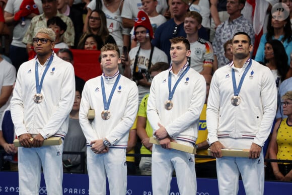 Désormais, on peut inclure la petite Rose dans la liste
Les français Léon Marchand, Yohann Ndoye-Brouard, Maxime Grousset et Florent Manaudou remportent la médaille de bronze sur le 4X100 m 4 nages des Jeux Olympiques de Paris 2024 (JO), à Paris, France, le 4 Aout 2024. © Jacovides-Perusseau/Bestimage 