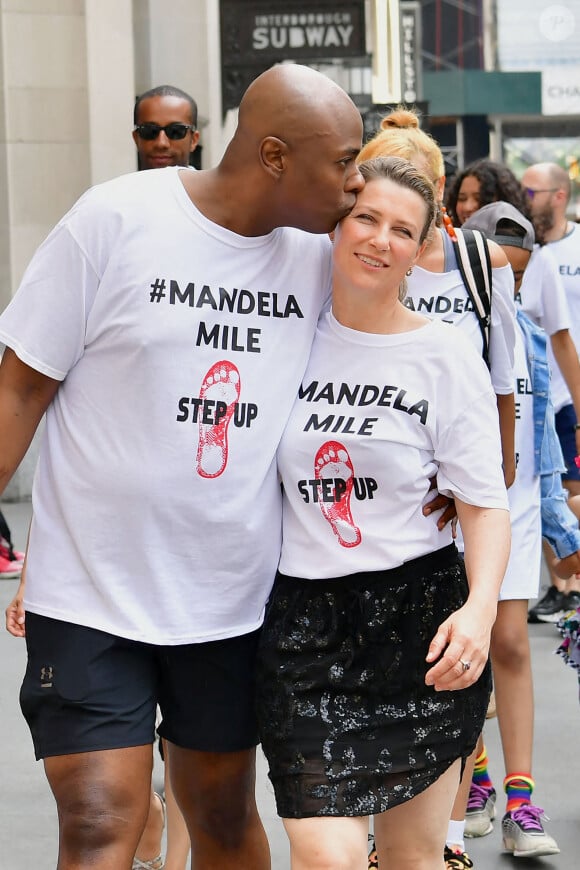 le futur mari a lui aussi attendu longtemps avant de lui passer la bague au doigt.La princesse Martha Louise de Norvège avec son petit ami chaman américain Durek Verrett marchant sur le Nelson Mandela Mile à New York, NY, États-Unis, le 29 juin 2019. Photo par EaglePress/ABACAPRESS.COM