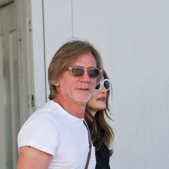 Venise, ITALIE - Daniel Craig et sa femme, Rachel Weisz, ont atterri à l'aéroport Marco Polo avec leur famille alors qu'ils arrivaient à la Mostra de Venise.