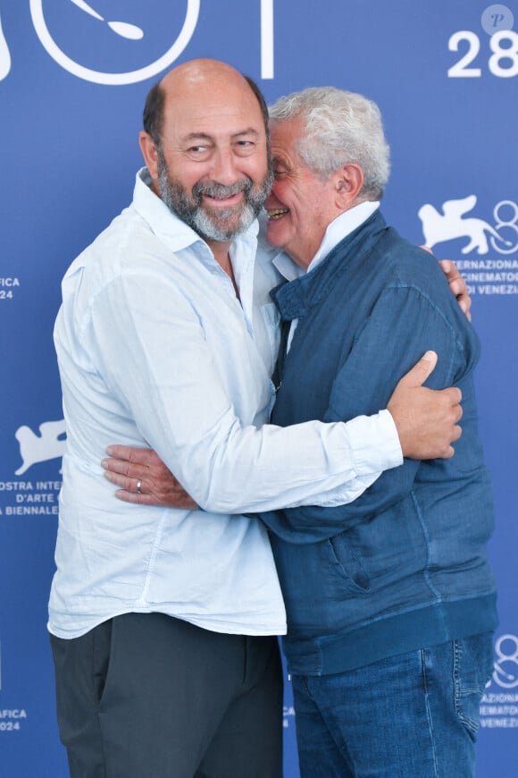 Kad Merad et Claude Lelouch au Photocall de Finalement dans le cadre du 81ème Festival International du Film de Venise, à Venise, Italie, le 02 septembre 2024. Photo par Aurore Marechal/ABACAPRESS.COM