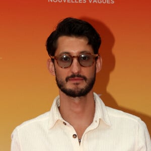 Pierre Niney au théatre de la Gare du Midi à Biarritz lors du Biarritz Film Festival - Nouvelles Vagues. © Jean-Marc Lhomer / Bestimage