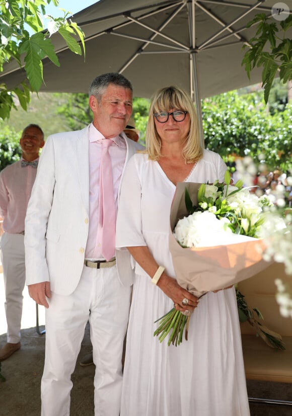 Exclusif - Prix spécial - No Web - Mariage civil de Christine Bravo et Stéphane Bachot devant la mairie de Occhiatana en Corse le 11 Juin © Dominique Jacovides / Bestimage