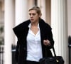 D'ailleurs, elle vient d'annoncer la naissance de son 2e enfant 
Chelsy Davy, qui travaille dans un cabinet d'avocats, se promène dans les rues de Londres. Le 18 décembre 2013.