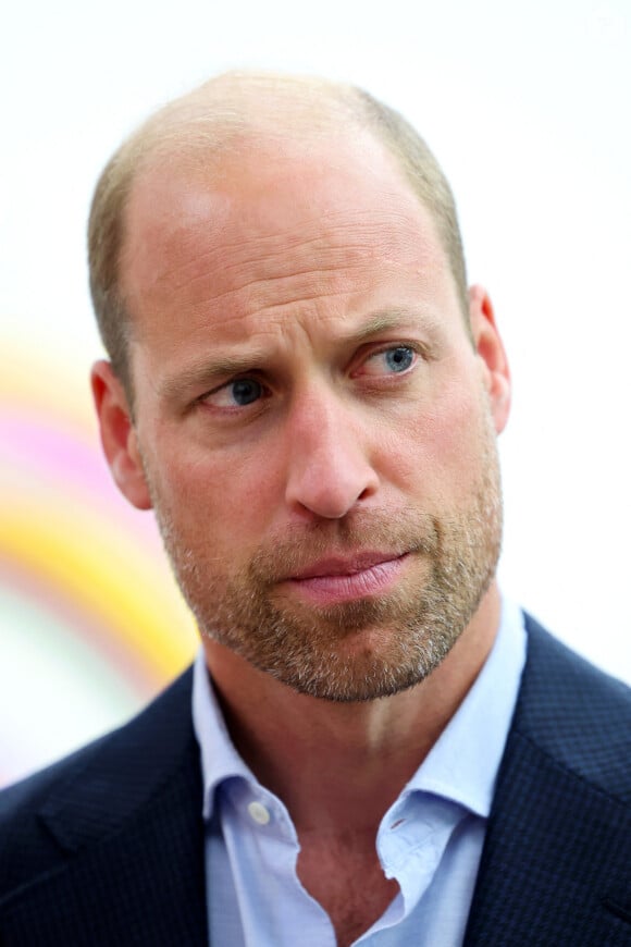 Le prince William, prince de Galles, visite la galerie Saatchi sur King's Road dans le quartier de Chelsea, à Londres, Royaume Uni, le 5 septembre 2024, pour découvrir " Homelessness: Reframed ", une exposition révolutionnaire qui donne vie aux complexités du sans-abrisme. © Chris Jackson/WPA-Pool/Bestimage