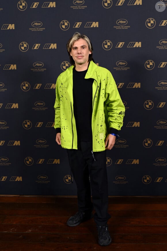 Exclusif - Orelsan - Photocall du dîner organisé par BMW, suivi d'un concert de Orelsan sur la plage de l'hôtel Martinez en marge du 76ème Festival International du Film de Cannes, France, le 18 mai 2023. © Rachid Bellak/Bestimage