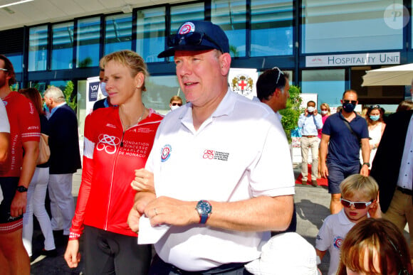 La princesse Charlène de Monaco, le prince Albert II de Monaco - La famille princière de Monaco à l'arrivée de la 3ème édition de la course "The Crossing : Calvi-Monaco Water Bike Challenge". Monaco, le 13 septembre 2020. © Bruno Bebert/Bestimage 