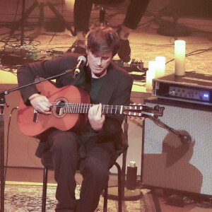 Exclusif - Clara Luciani, Thomas Dutronc - "Messages personnels" , hommage à Françoise Hardy pour ses 80 ans, lors de la 3ème édition de l'Hyper Weekend Festival de radio France à Paris et diffusé sur France Inter. Un concert conçu par le compositeur Sage avec des nombreux artistes dont son fils Thomas Dutronc le 28 janvier 2024. © Jack Tribeca / Bestimage