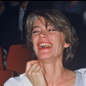 Thomas Dutronc et sa mère Françoise Hardy en 1984