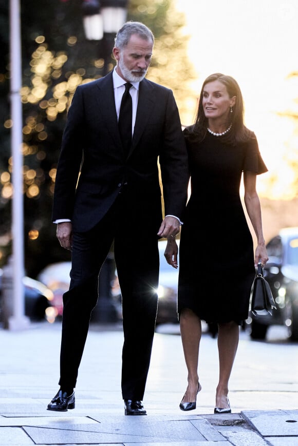 Le roi Felipe VI et la reine Letizia sont en deuil.
Le roi Felipe VI et la reine Letizia - Arrivées de la famille royale d'Espagne aux obsèques de Juan Gomez-Acebo en la cathédrale Castrense à Madrid.