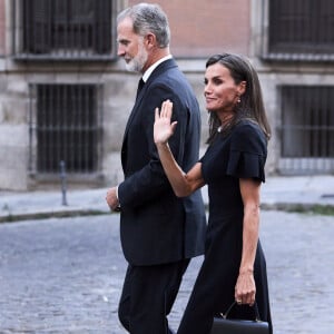 Le roi Felipe VI et la reine Letizia - Arrivées de la famille royale d'Espagne aux obsèques de Juan Gomez-Acebo en la cathédrale Castrense à Madrid. Le 8 septembre 2024 