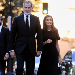 Le roi Felipe VI et la reine Letizia - Arrivées de la famille royale d'Espagne aux obsèques de Juan Gomez-Acebo en la cathédrale Castrense à Madrid. Le 8 septembre 2024 