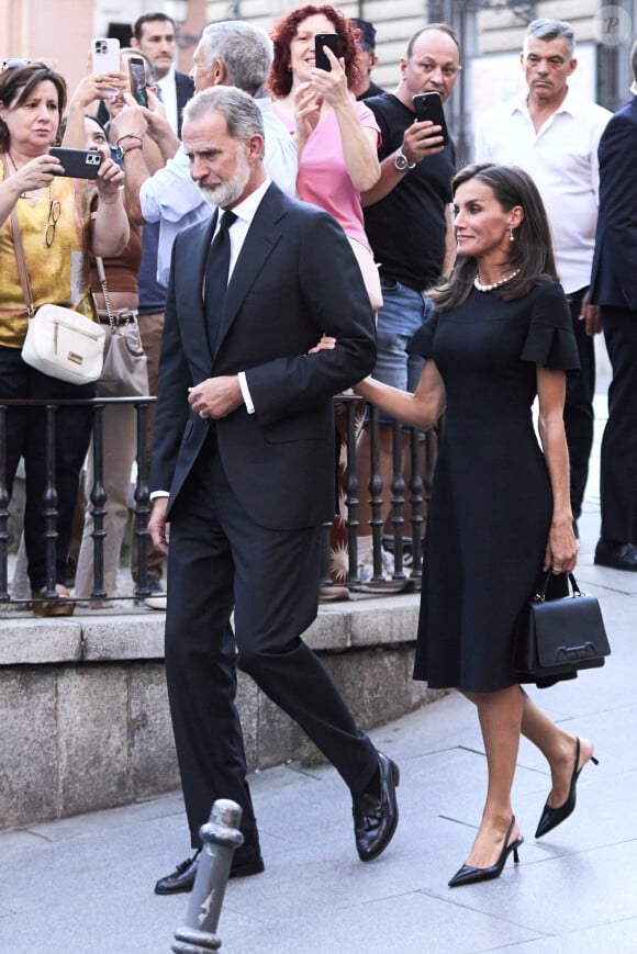 Le roi Felipe VI et la reine Letizia - Arrivées de la famille royale d'Espagne aux obsèques de Juan Gomez-Acebo en la cathédrale Castrense à Madrid. Le 8 septembre 2024 