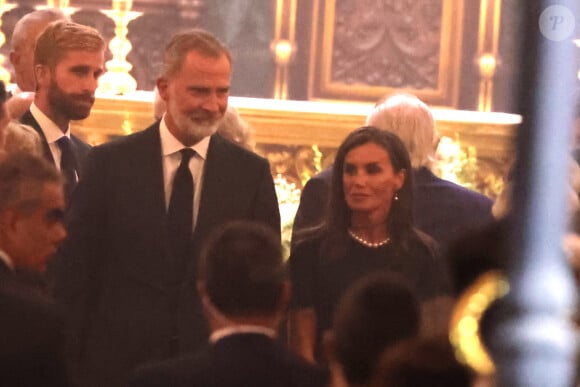 Le roi Felipe VI et la reine Letizia d'Espagne - Arrivées de la famille royale d'Espagne aux obsèques de Juan Gomez-Acebo en la cathédrale Castrense à Madrid. Le 8 septembre 2024 