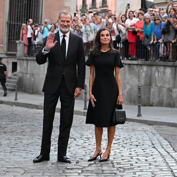 Le roi Felipe VI et la reine Letizia d'Espagne - Arrivées de la famille royale d'Espagne aux obsèques de Juan Gomez-Acebo en la cathédrale Castrense à Madrid. Le 8 septembre 2024 