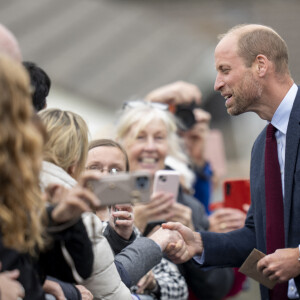 Le Prince William visite une école primaire dans le sud du Pays de Galles afin de rencontrer des élèves ayant pris part au projet 2024 Urdd Eisteddfod le 10 septembre 2024. © GoffPhotos/Bestimage