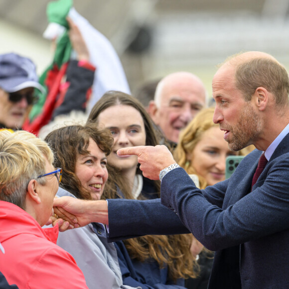 Le Prince William visite une école primaire dans le sud du Pays de Galles afin de rencontrer des élèves ayant pris part au projet 2024 Urdd Eisteddfod le 10 septembre 2024. © Cover Images via ZUMA Press/Bestimage