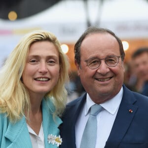 Francois Hollande et Julie Gayet lors du festival Soeurs Jumelles, Rencontre de la musique et de l'image à Rochefort le 1er juillet 2023. © Franck Castel / Bestimage 