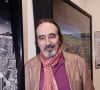 Exclusif - Didier Roustan lors du vernissage de l'exposition "Vue du ciel" de l'artiste 3D Johann Perathoner au Royal Monceau-Raffles Paris le 20 avril 2022. P© Rachid Bellak / Bestimage