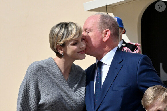 Le prince Albert II de Monaco fête son anniversaire (66 ans) avec la princesse Charlène de Monaco et leurs enfants, le prince Jacques de Monaco, marquis des Baux, et la princesse Gabriella de Monaco, comtesse de Carladès, sur la Place du Palais princier de Monaco, le 14 mars 2024. © Bruno Bebert/Bestimage