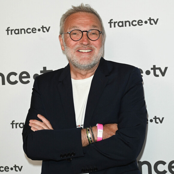 Laurent Ruquier au photocall pour la conférence de presse de rentrée de France TV à la Grande Halle de la Villette à Paris, France, le 6 juillet 2022. © Coadic Guirec/Bestimage 