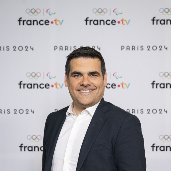 Mathieu Lartot lors de la présentation des journalistes et chroniqueurs de France Télévisions pour les Jeux Olympiques 2024 au musée de l'Homme à Paris, le 11 juin 2024. © Pierre Perusseau / Bestimage 