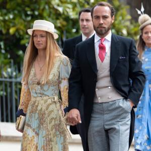 Le frère cadet de Kate, James Middleton, a célébré son troisième anniversaire de mariage avec son épouse
James Middleton et Alizee Thevenet au mariage de Lady Gabriella Windsor et de Thomas Kingston à la chapelle Saint-Georges du château de Windsor.
Photo by Splash News.com/ABACAPRESS.COM